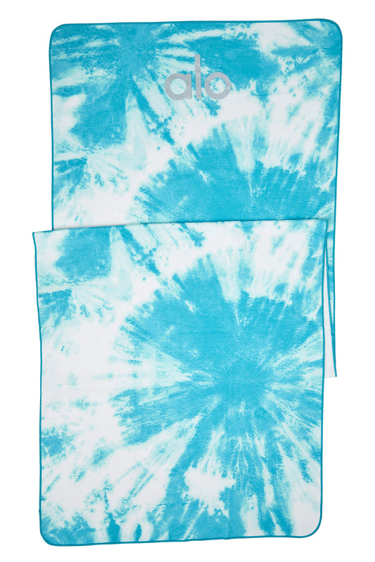 Tie-Dye Grounded No-Slip Towel - Bright Aqua Tie Dye
